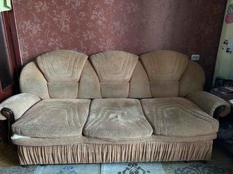 Диван. В хорошем состоянии