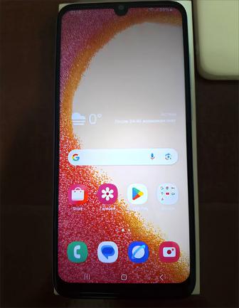 Samsung Galaxy A04e (4/128GB) синий