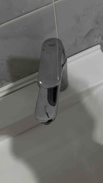 Продам смеситель GROHE