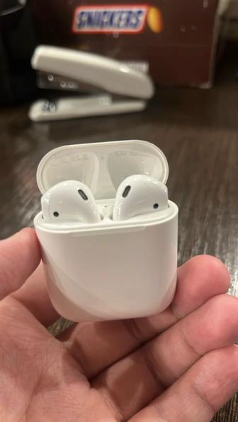 Продам наушники airpods 2