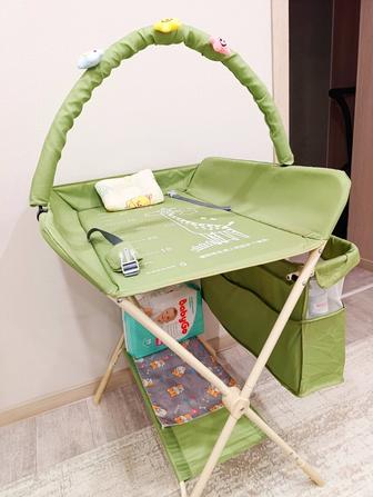 Продам пеленальный столик