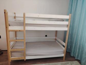 Продам двуярусную кровать
