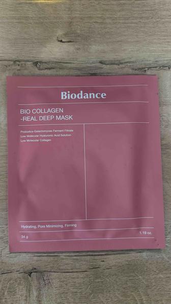 Ночная гидрогелевая маска с коллагеном Biodance Bio-Collagen Real Deep Mask