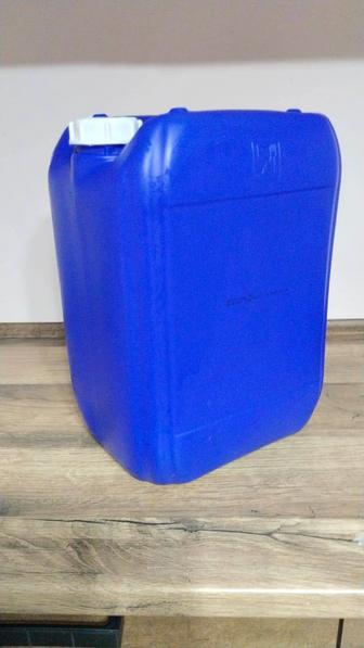 Продам пластиковые канистры 20л
