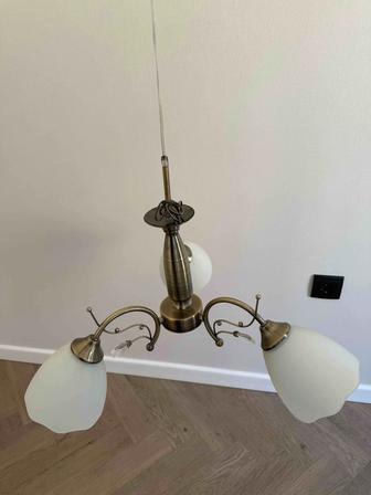 Продается люстра б/у в хорошем состояний