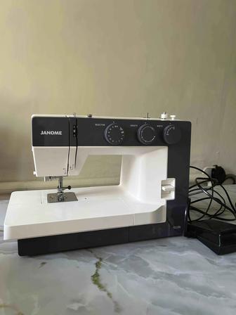Janome швейная машинка
