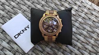 Часы DKNY позолоченные кварцевые оригинал