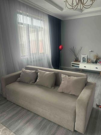 Продам диван 220/95