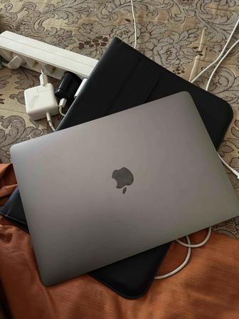 Macbook air m1 2020