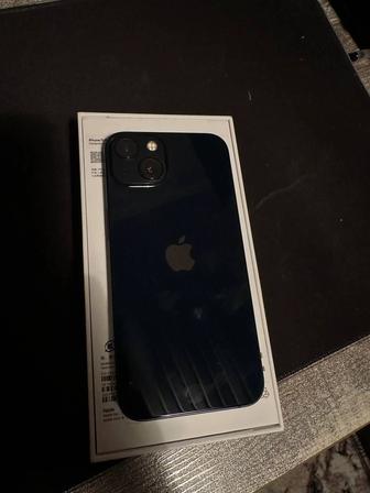 Продам iPhone 13