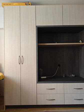 Продам шкаф