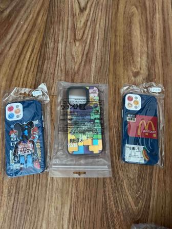 Чехлы на iPhone 12pro , 15pro и наушники