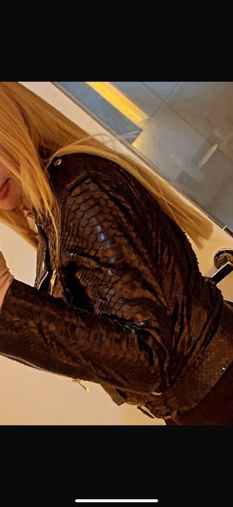 Продам куртку из кожи натурального питона