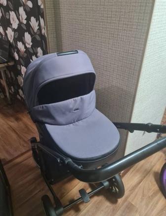 Продам коляску anex m/type