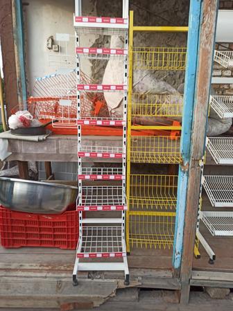 Продам для магазина полки