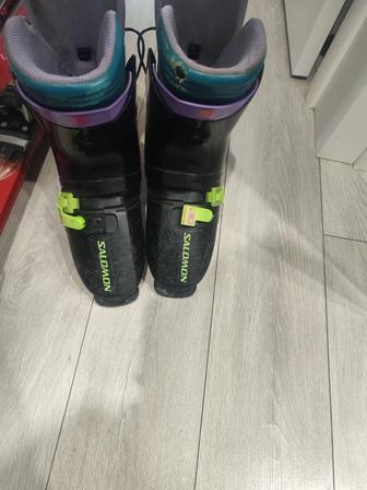 Продам лыжи Head в комплекте палки атомик, россиньол ботинки 42 размера