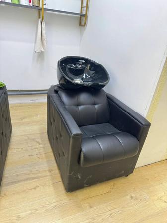 Продам срочно парикмахерскую мойку 2 штуки