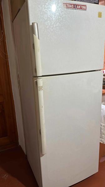 Продам холодильник в отл состоянии