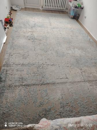 Продаем ковёр ширина 240см, длина 410см