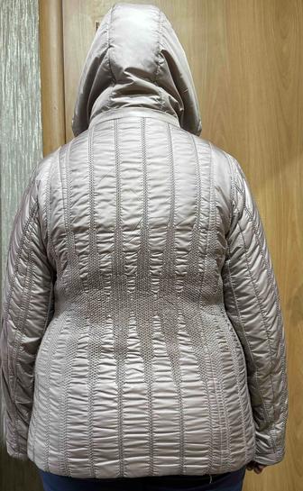 Женская куртка демисезонная