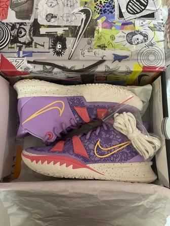 Продам кроссовки Nike Kyrie 7