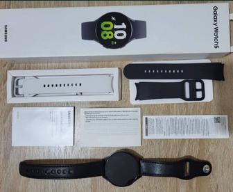 Продам часы Samsung Galaxy Watch 5, 44 mm