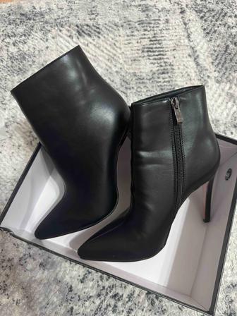 Продам ботильоны