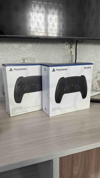 Игровой контроллер Sony PS5 DualSense черный