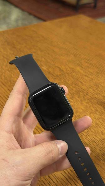 Продам б/у Apple Watch (2nd generation), 44mm