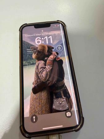 Продается айфон 13