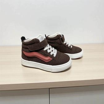 Детский кроссовки новые