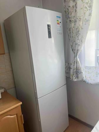 Продам холодильник Haier