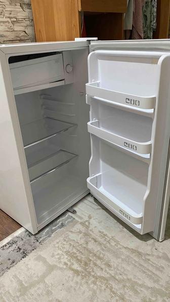 Холодильник midea