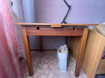 Стол деревянный