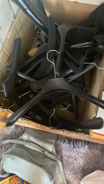 Плечики для одежды