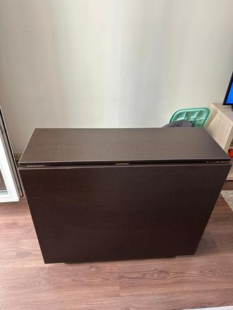 Продам стол книжка
