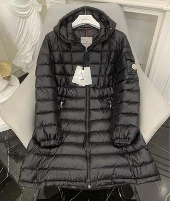 Продам демисезонные куртки под MONCLER/ размер 40, 42