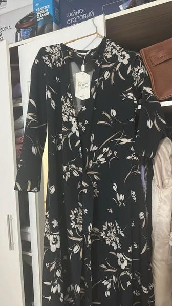 Платье женское