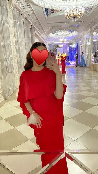 Вечерние платья