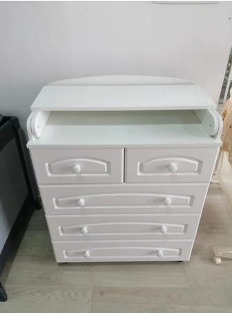 СРОЧНОПродам пеленальный комод