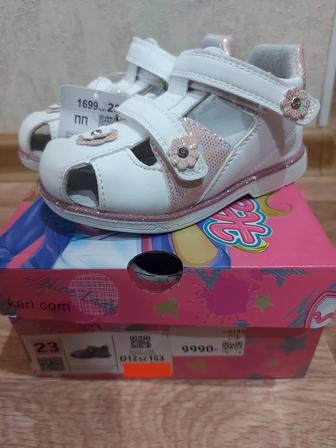 Продам сандалии новые