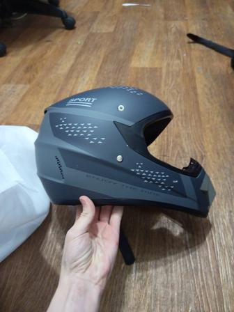 мотошлем серый L размер