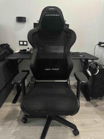 Кресло для компьютера DxRacer