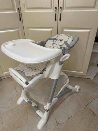 Продам стульчик для кормления