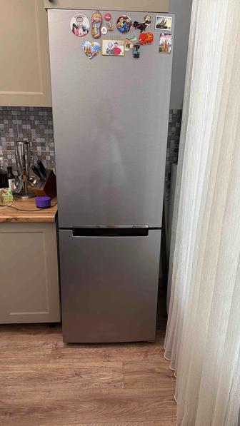 Продам холодильник б/у