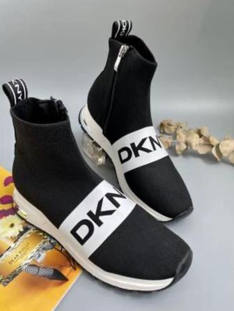 DKNY кроссовки текстильные original