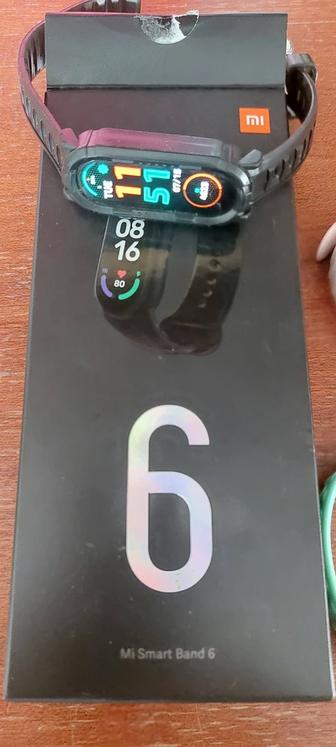 Фитнес браслет Xiaomi Mi Smart band 6.