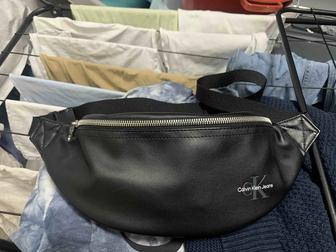 Продам барсетку от бренда Calvin Klein
