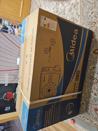 Кондиционер Midea