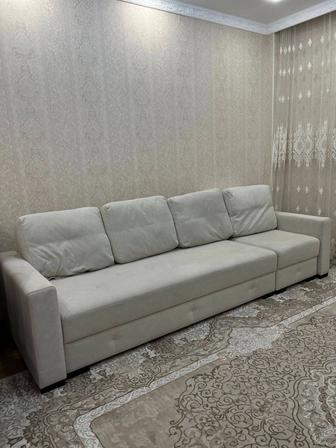 Срочно продам для гостиной диван
